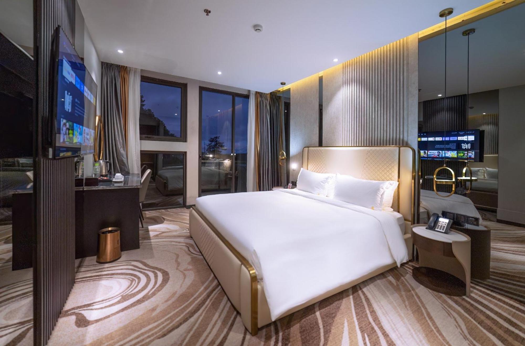 New Century Hotel - Dalat Luaran gambar