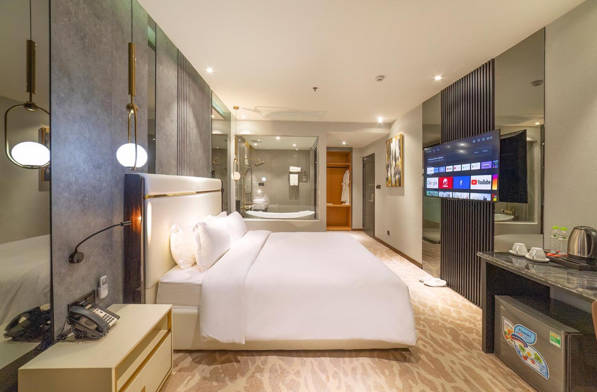 New Century Hotel - Dalat Luaran gambar
