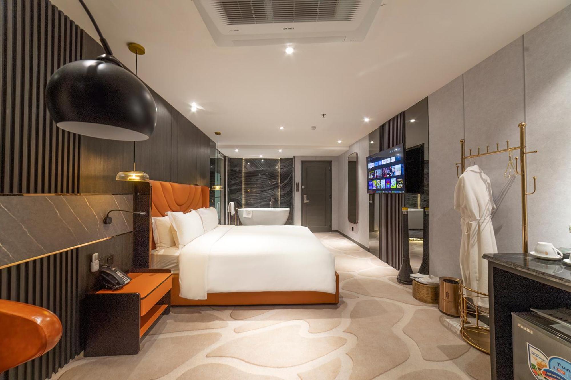 New Century Hotel - Dalat Luaran gambar