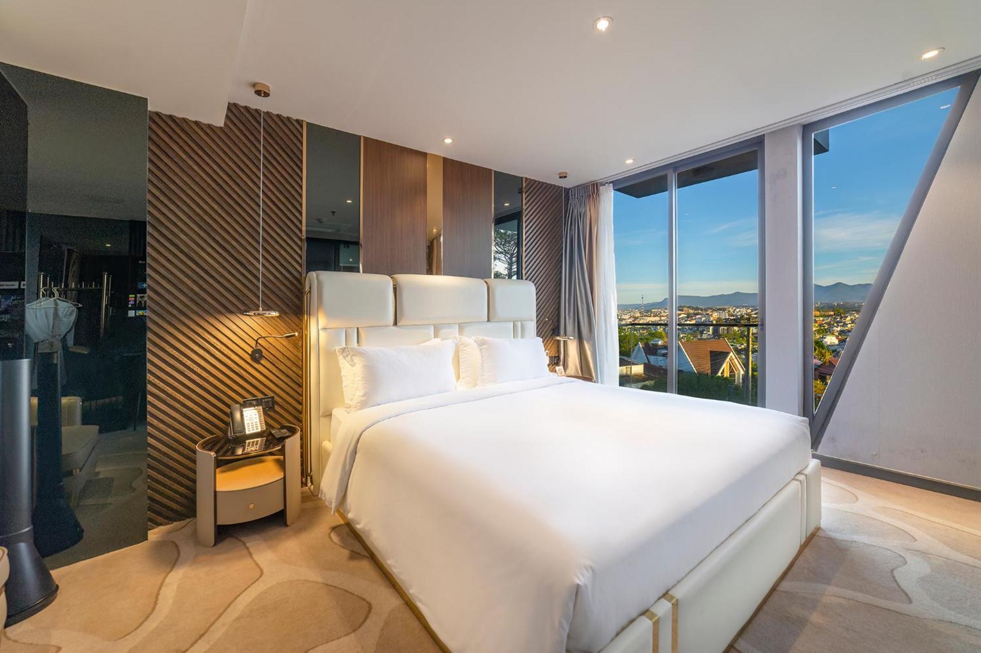 New Century Hotel - Dalat Luaran gambar