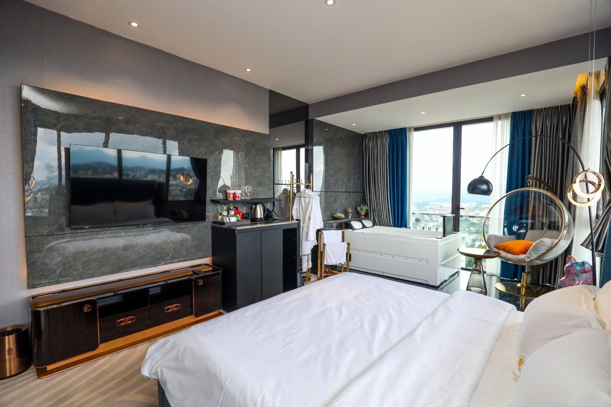 New Century Hotel - Dalat Luaran gambar